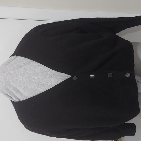 Old Navy Cardigan - Picture 1 of 5